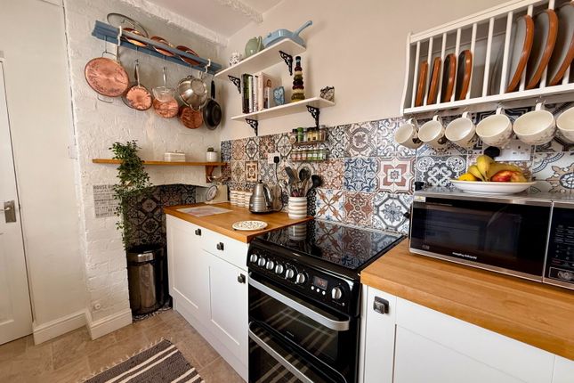 13, Rose Tree Lane, Swadlincote photo 4