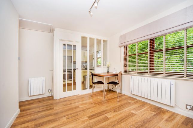 Thumbnail Flat to rent in Holley Road, Acton