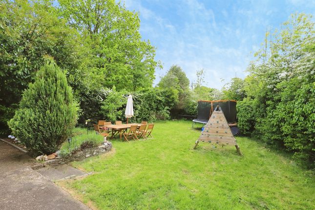 109, Wolverhampton Road, Kidderminster photo 2