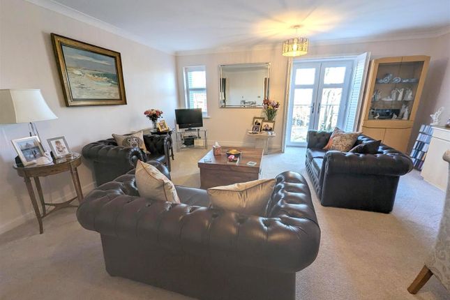 Flat for sale in Green Chare, Darlington
