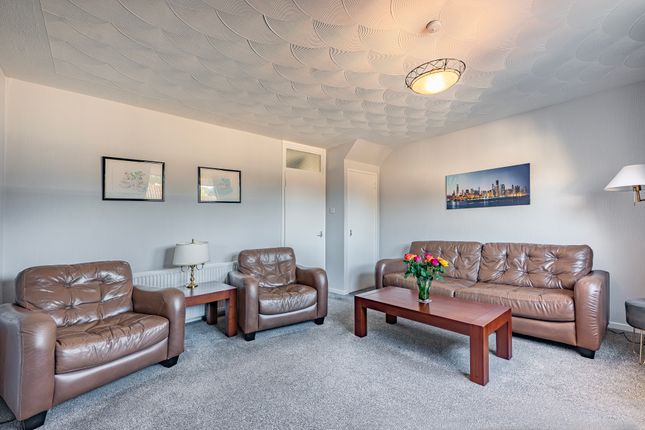 72 Brownsdale Road, Rutherglen, Glasgow photo 4