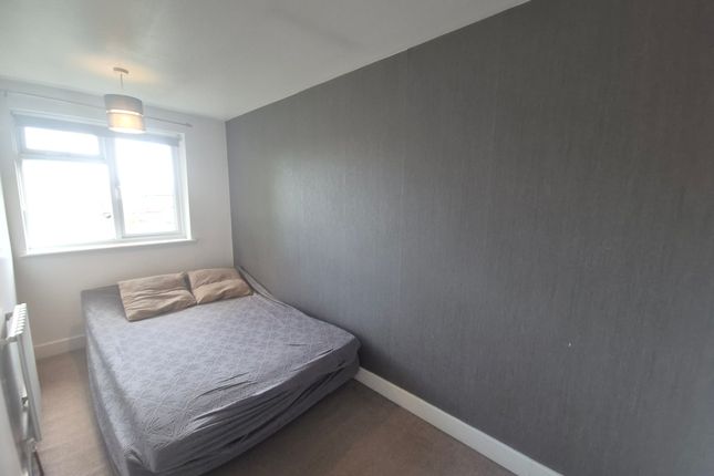 21, Gorse Lane, Syston photo 5