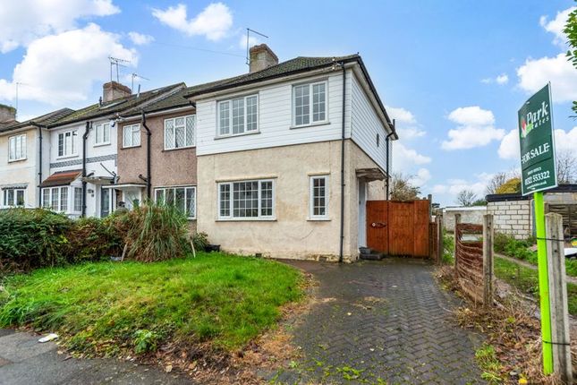 Thumbnail End terrace house for sale in Oakfield Park Road, Dartford