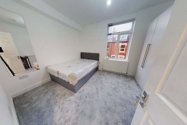 Beamsley Mount Hyde Park, Leeds photo 4