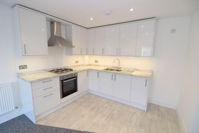 Flat 5, 325 London Road, Benfleet photo 3
