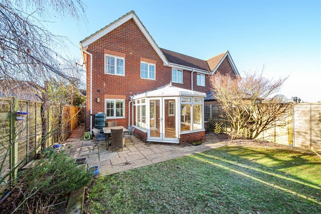 Link-detached house to rent in Danesfield, Ripley, Woking