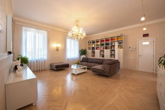 Apartment for sale in Via Del Cairo, Varese, Lombardia