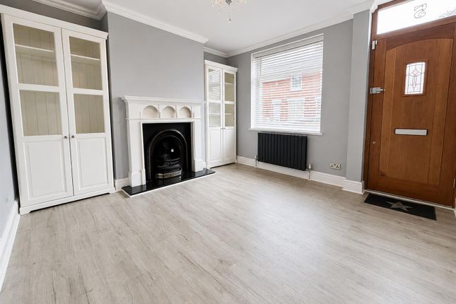 5, Eaton Road, Sale photo 2