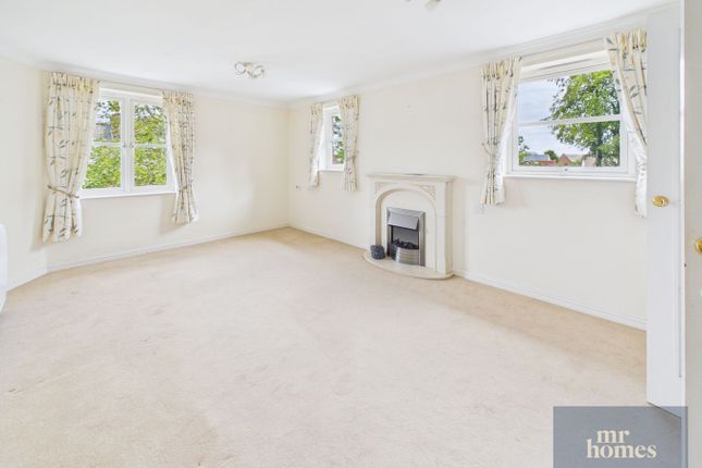 44 Pritchard Court, Cardiff Road, Cardiff photo 2