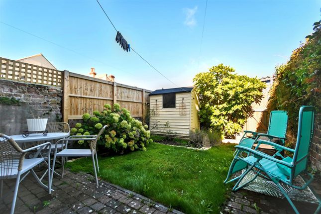 39, Clarence Road, Eastbourne photo 4