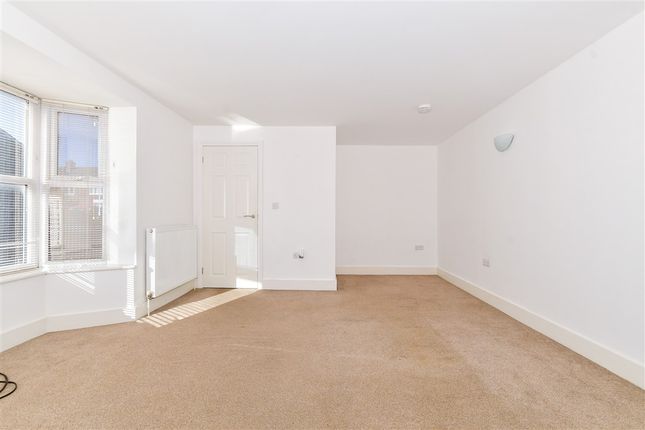 Maidstone Road Paddock Wood, Tonbridge photo 3