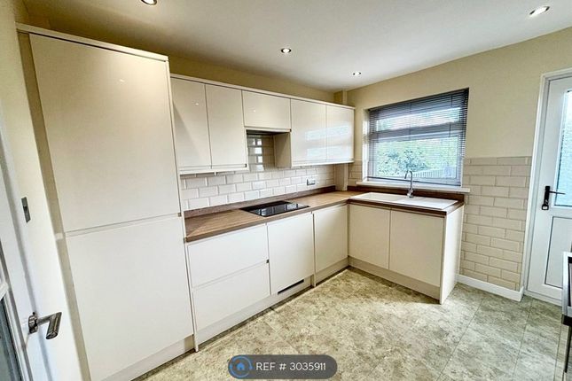 Whiterock Close, Pontypridd photo 5