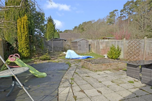 9, Milford Close, Ferndown photo 4