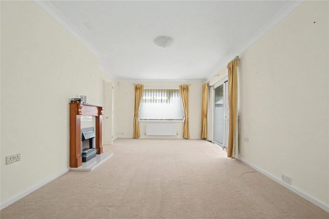 27, Highfield, Somerset photo 4