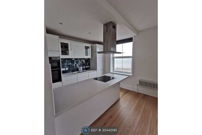 Flat   Ethelbert Crescent, Cliftonville, Margate photo 2