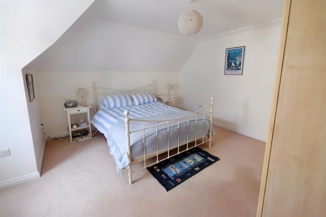 Flat for sale in Enfield Road, Broad Haven, Haverfordwest