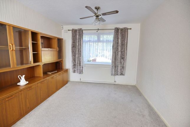 95 Woodward Road, Manchester photo 4