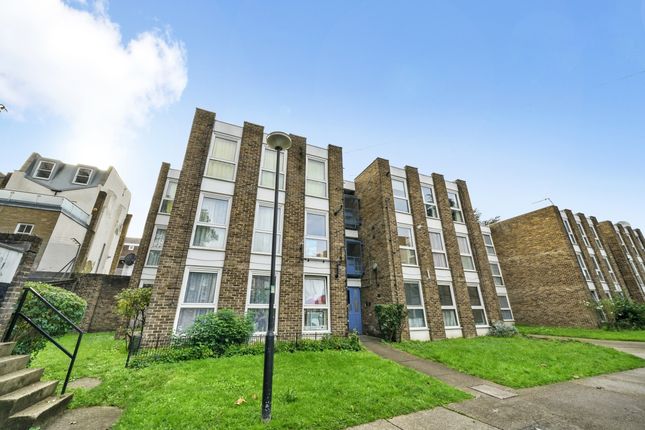 Flat for sale in Christie Court, Hornsey Road, Archway