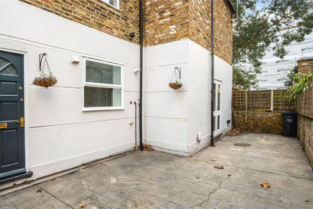 Detached house for sale in De Beauvoir Crescent, Islington, London