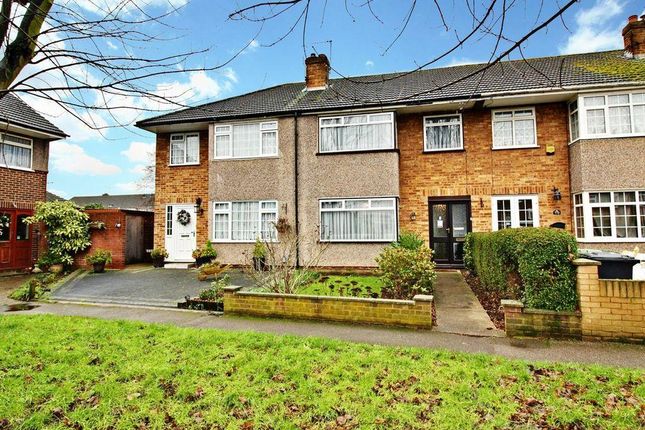 Thumbnail Property for sale in Bullwell Crescent, Cheshunt, Waltham Cross