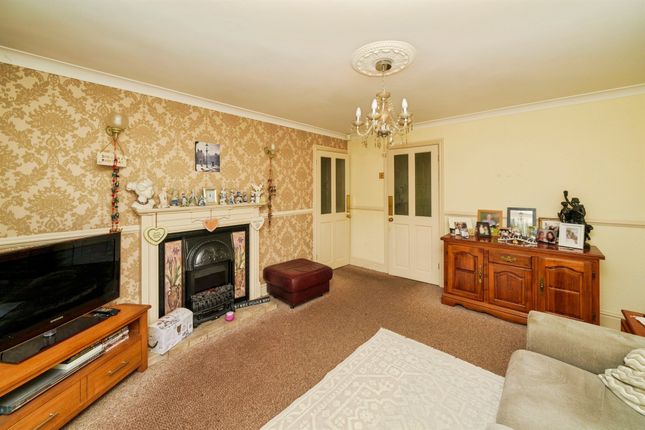7, Greystoke Close, Wirral photo 3