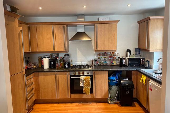 16 Windsor Court, Wordsworth Road, Manchester photo 2
