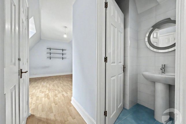 23, Acacia Way, Sidcup photo 4