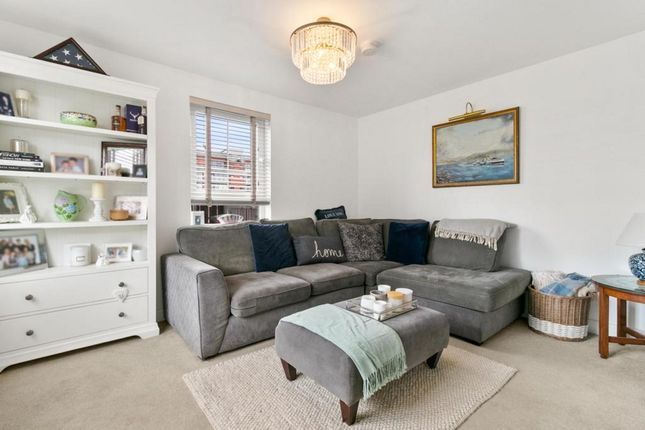 1, Fingal Avenue, Renfrew photo 2