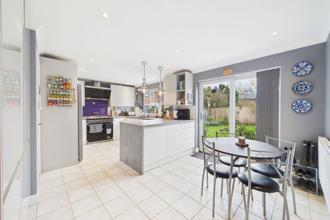 9 Nightingale Way, Thetford photo 2