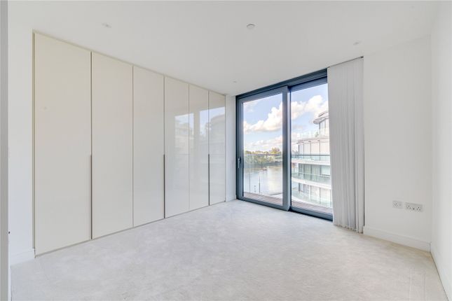 Flat for sale in Hamilton House, Fulham Reach