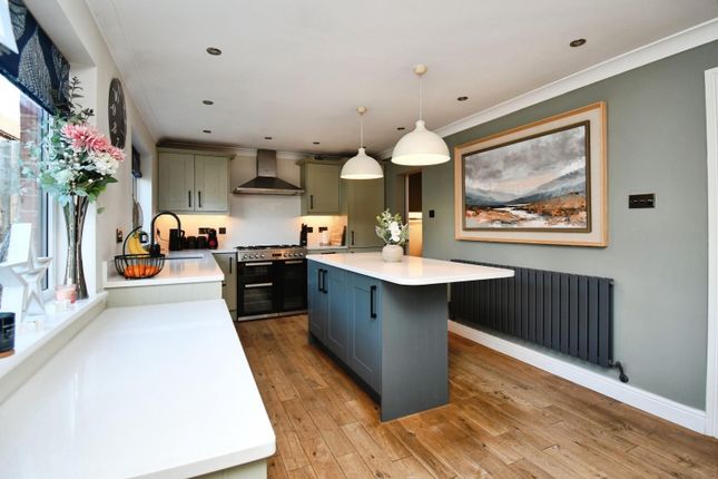 2, Station Close, Ripon photo 4