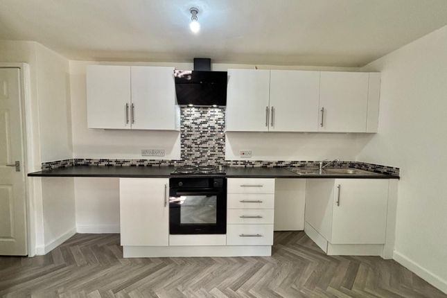 42 Clare Road, Sutton in Ashfield photo 2