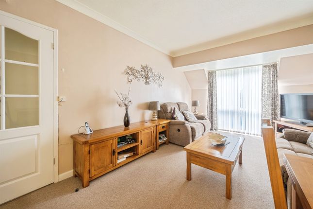 Flat 41, Homeshore House, Sutton Road, SEAFORD photo 3