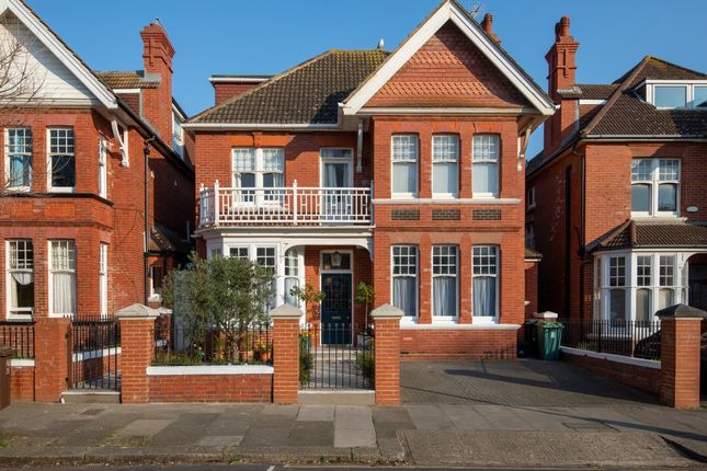 Detached house to rent in Vallance Gardens, Hove
