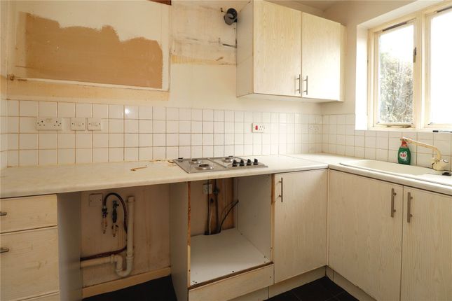 45, Old School Place, Surrey photo 2
