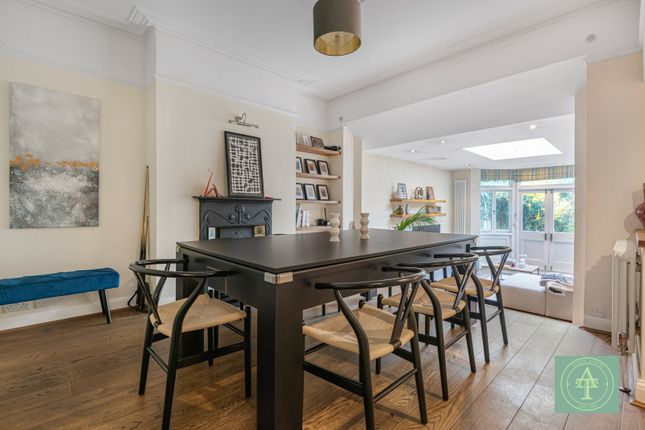 10, Fernleigh Road, London photo 4
