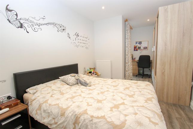 65 Panorama Apartments, 2 Harefield Road, Uxbridge photo 4