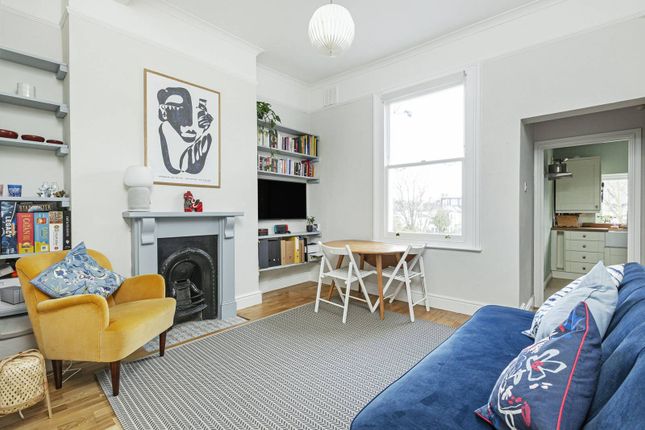 Thumbnail Flat to rent in Friern Road, East Dulwich, London