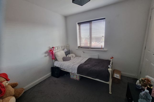 Town house for sale in Timble Road, Hamilton, Leicester
