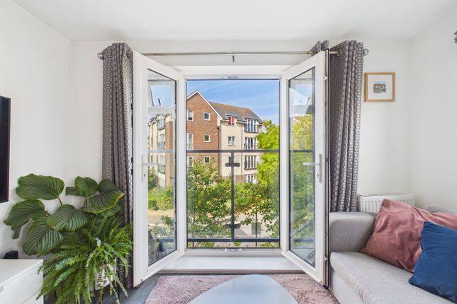 Lyndhurst House, 8,Flat 10, Monarch Way, Shoreham-by-sea photo 3