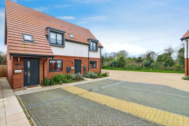 Thumbnail Flat for sale in Reedcutters Avenue, Brundall, Norwich