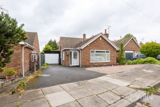 2-bed bungalow on Oakside Close, Leicester, Leicester LE5, £350,000