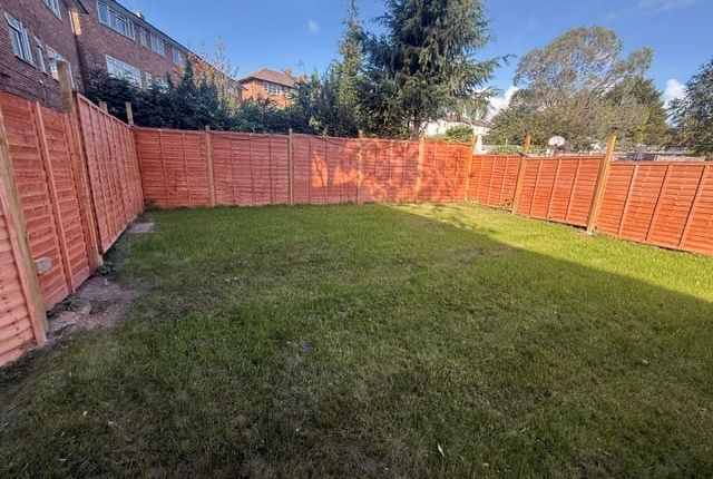 46, Maylands Drive, Sidcup photo 2