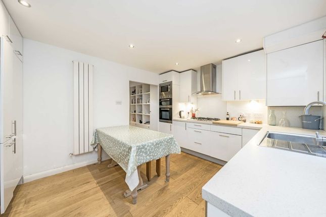 Terraced house for sale in Highbury Station Road, London