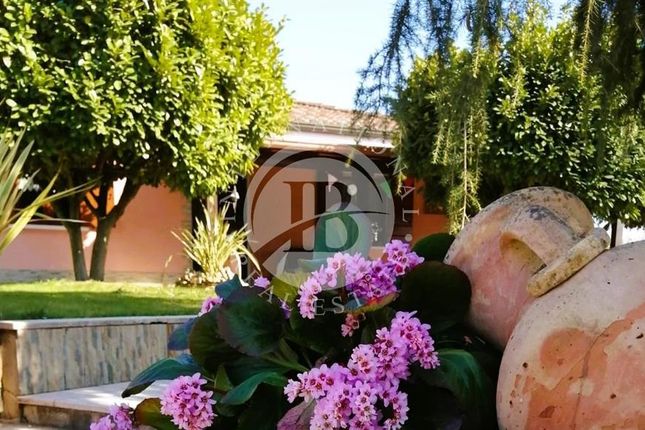 Thumbnail Villa for sale in Castel D'ario, Lombardy, 46033, Italy