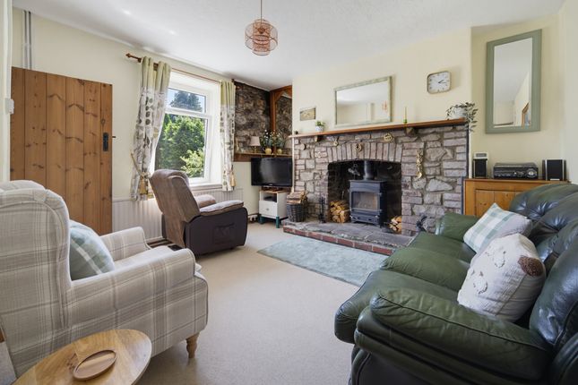 Ael-y-bryn, Heol Spencer, Bridgend photo 2