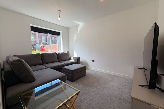 5, Neville Patten Gardens, Wolverhampton photo 5