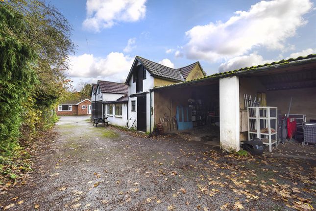Detached bungalow for sale in Lower Green Road, Tunbridge Wells