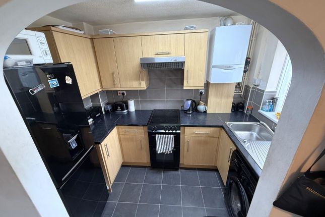 28, Lamorna Park, Torpoint photo 2