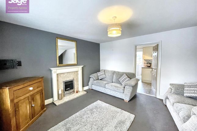 74, Cotswold Way, Newport photo 2